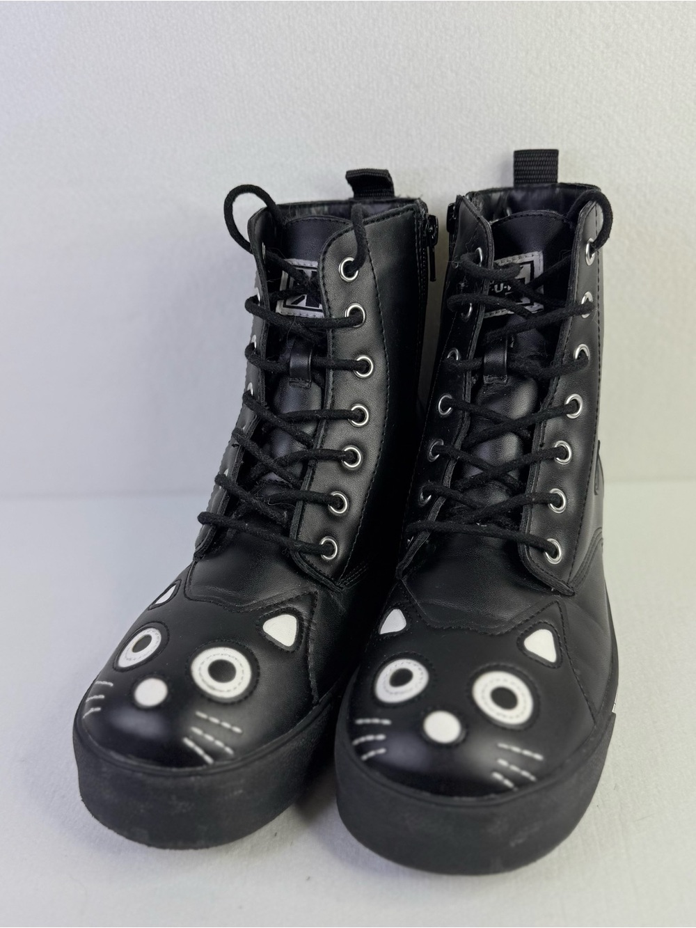 T.U.K Black Lace-Up Platform Boots with White Cat Appliqué NWOT